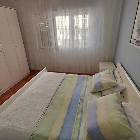 Cedo דירה